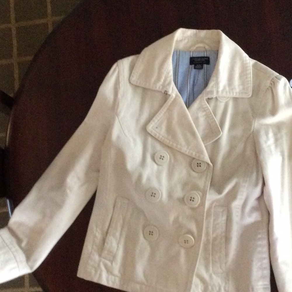 American Eagle casual versatile jacket.